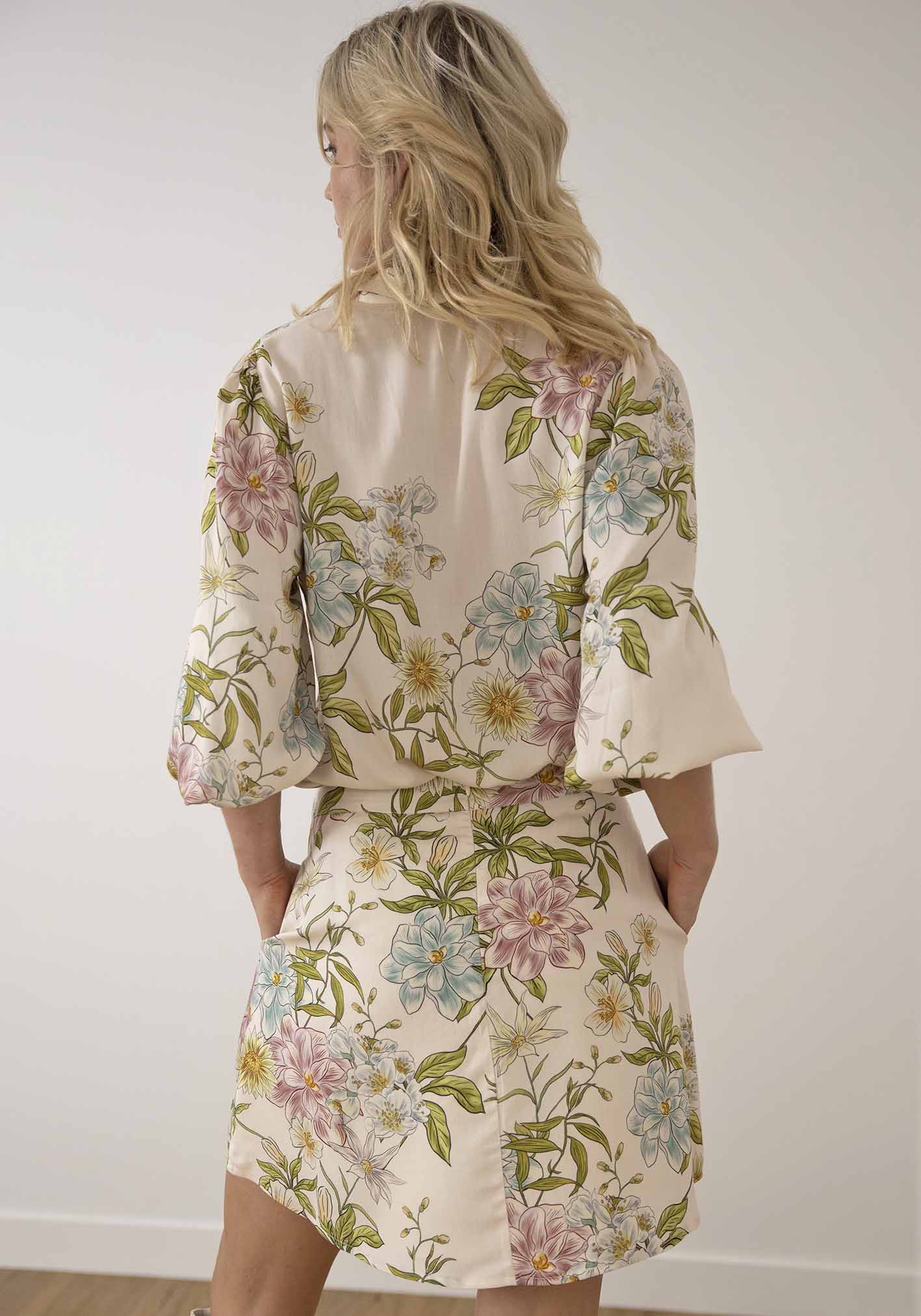 Momento Cream Floral Mini Skirt