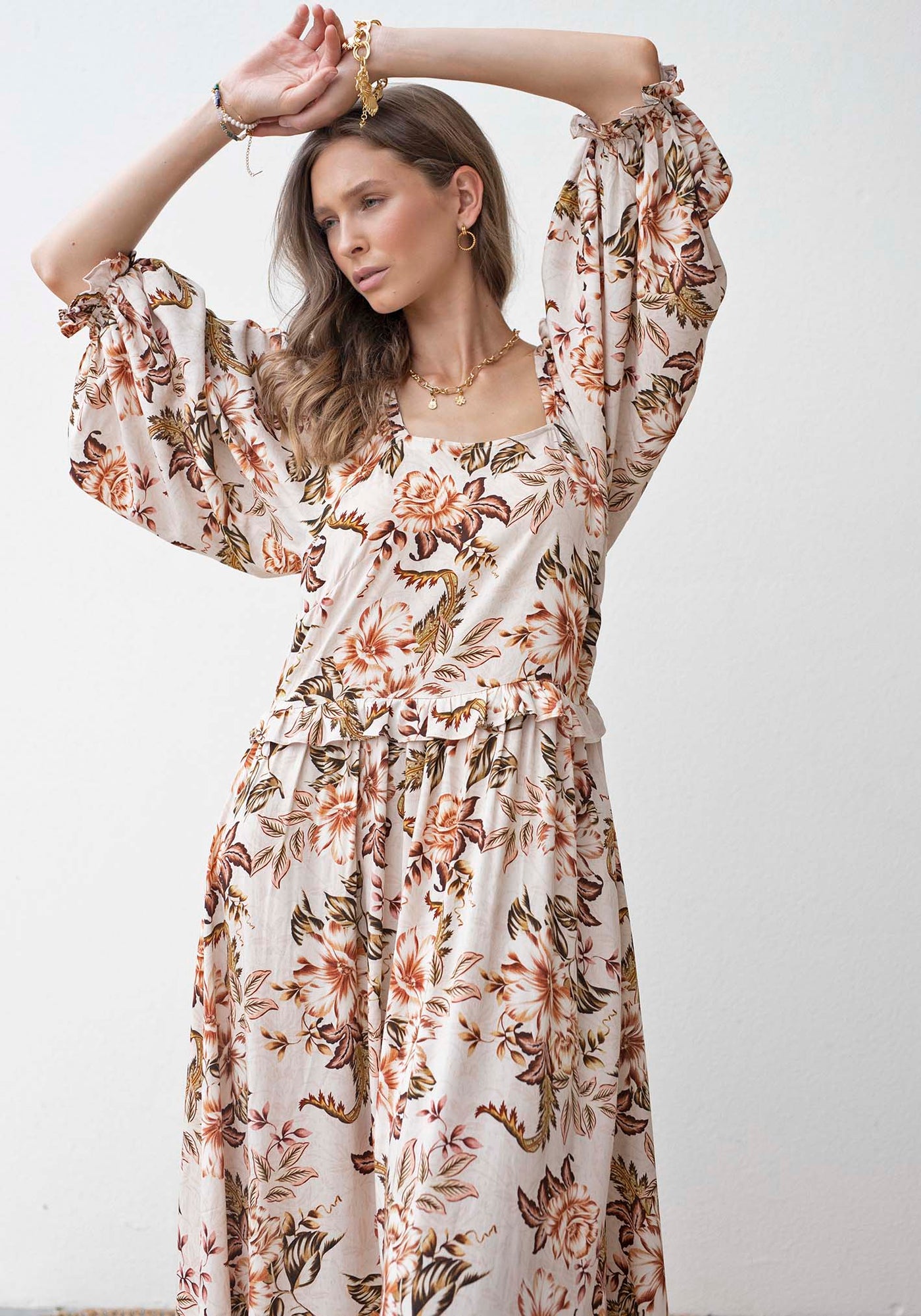 Savannah Blooms Maxi Dress with Sleeve