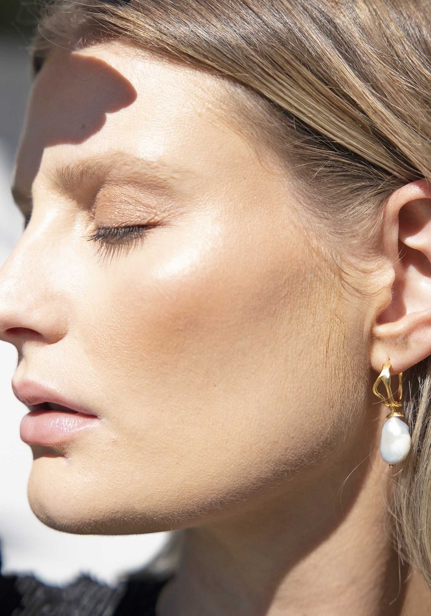 Broken Light Freshwater Pearl Hoop Earrings