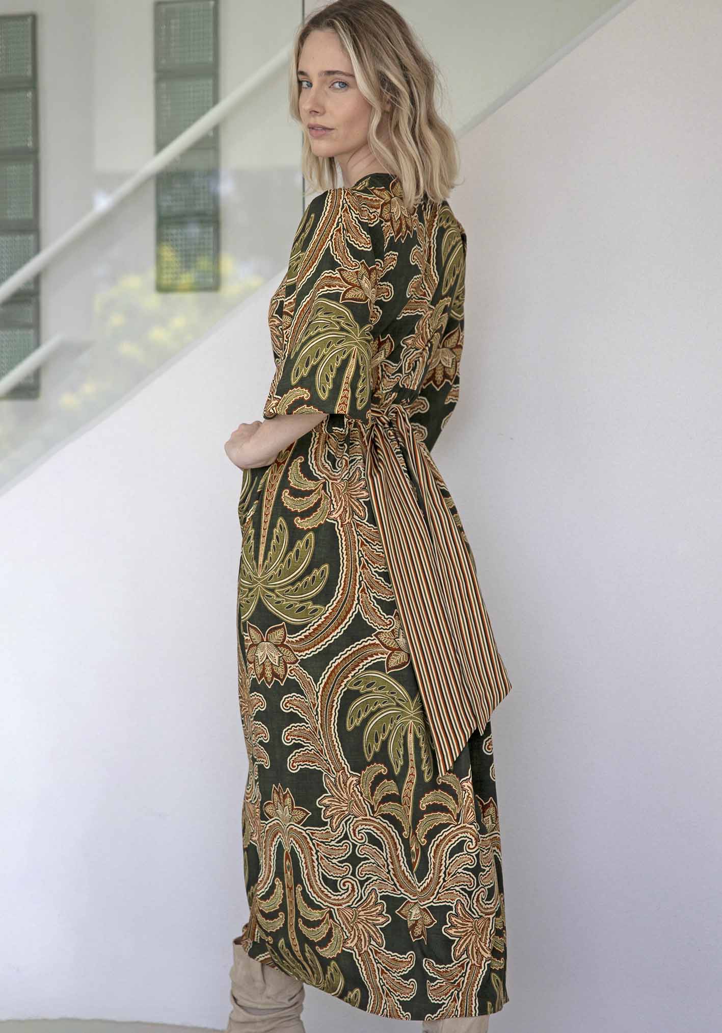 Isla Palm Sleeve Maxi Dress