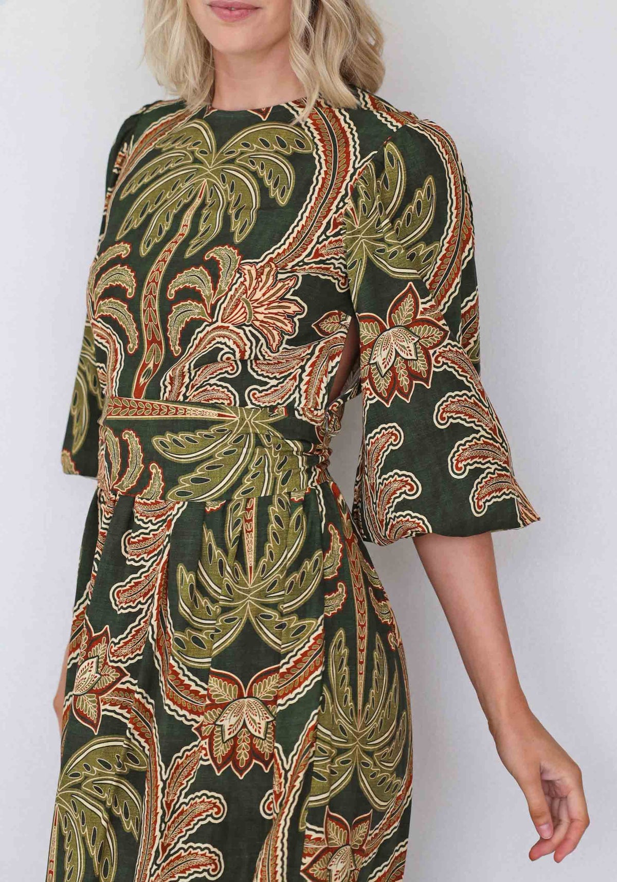 Isla Palm Sleeve Maxi Dress