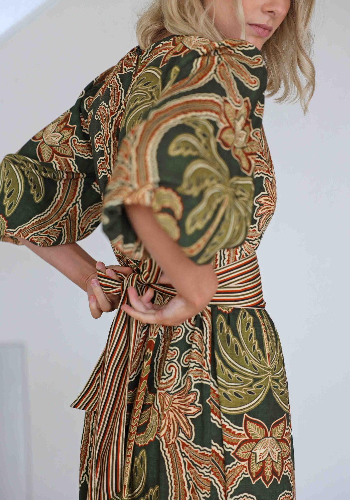 Isla Palm Sleeve Maxi Dress