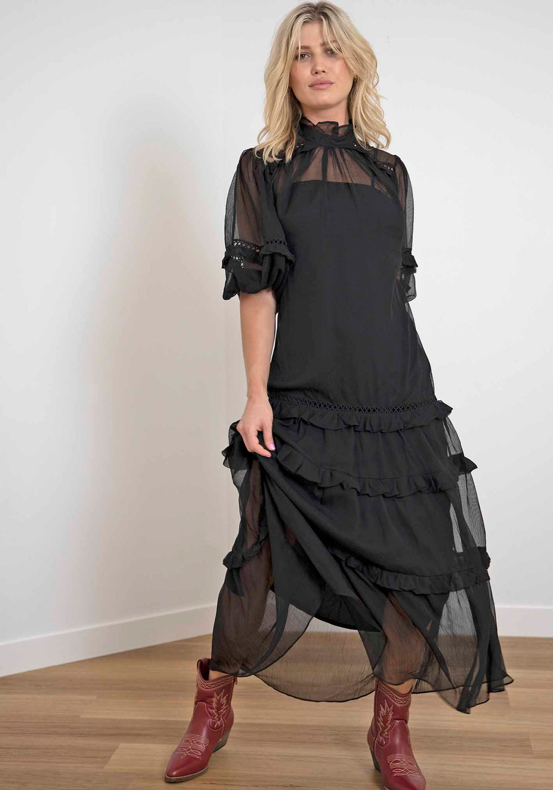 Sorceress Black Maxi Dress