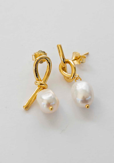 Still Water Pearl Earrings