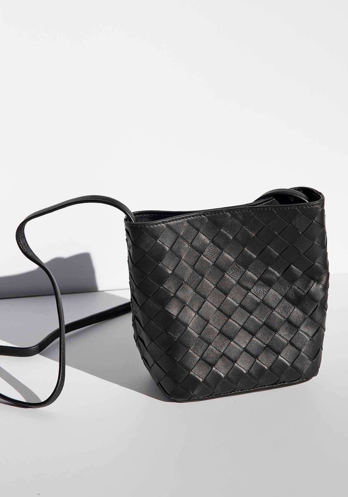 Verona Black Woven Leather Bag